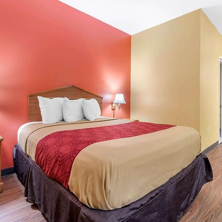 Econo Lodge Louisville Airport Kültér fotó