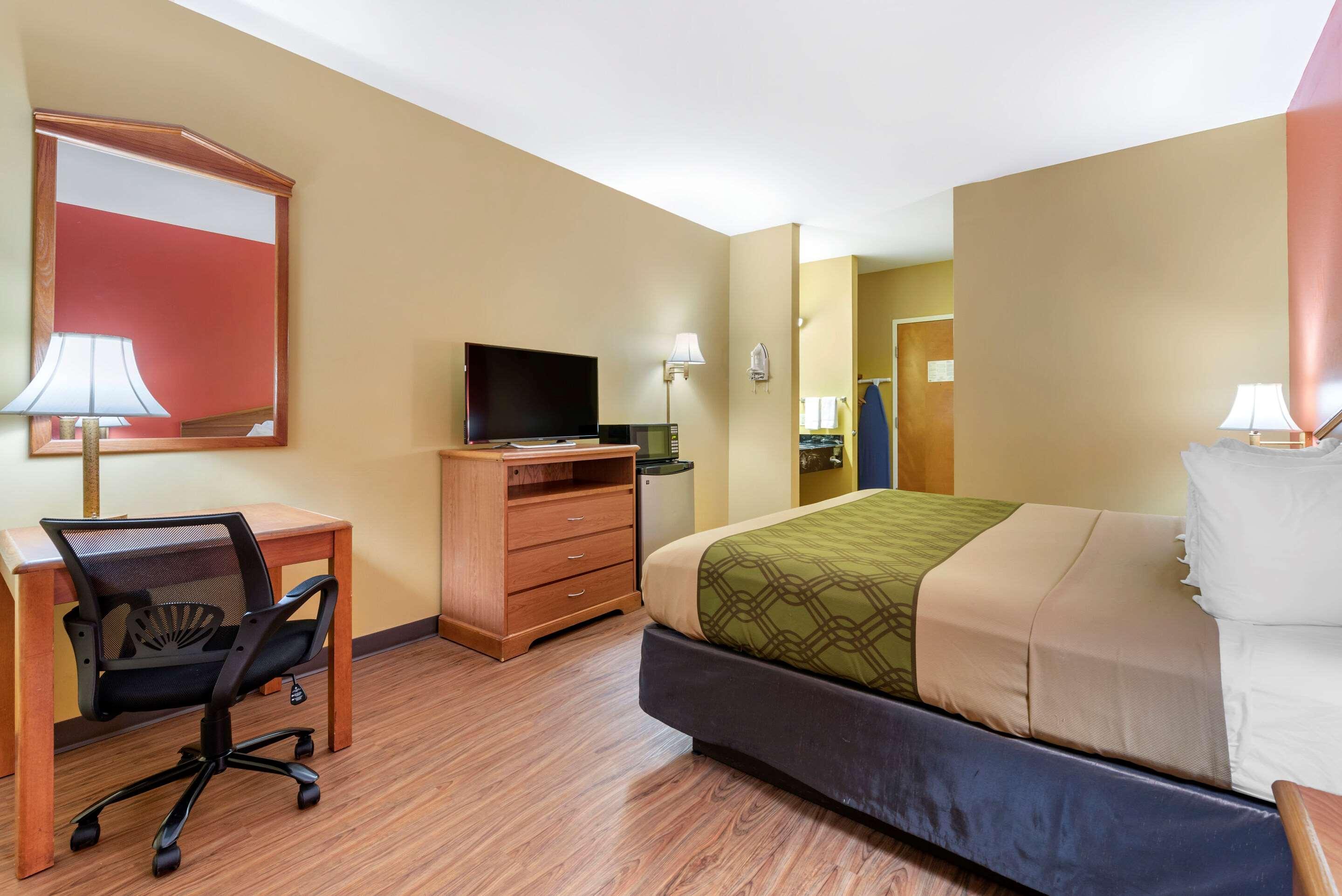 Econo Lodge Louisville Airport Kültér fotó