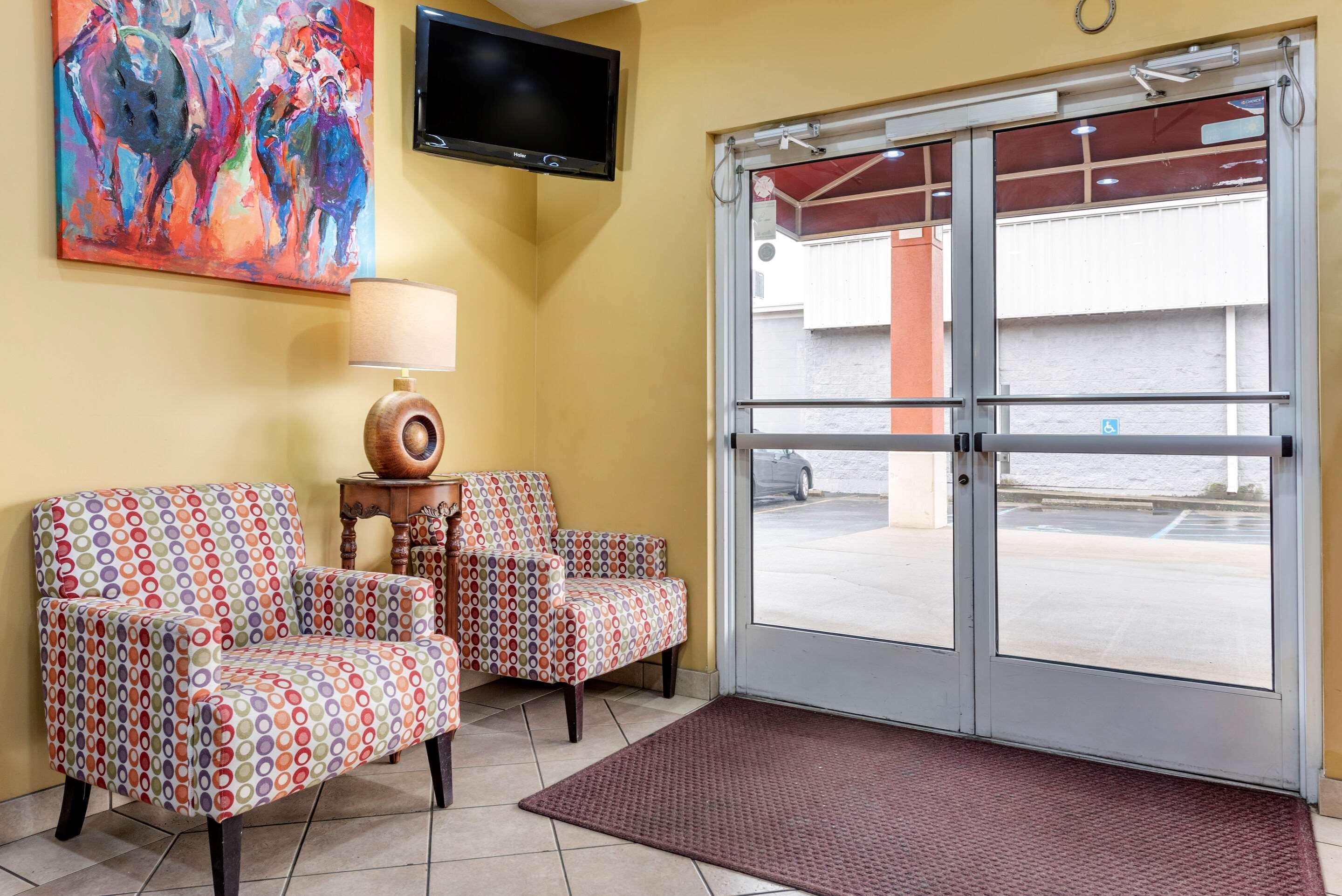 Econo Lodge Louisville Airport Kültér fotó